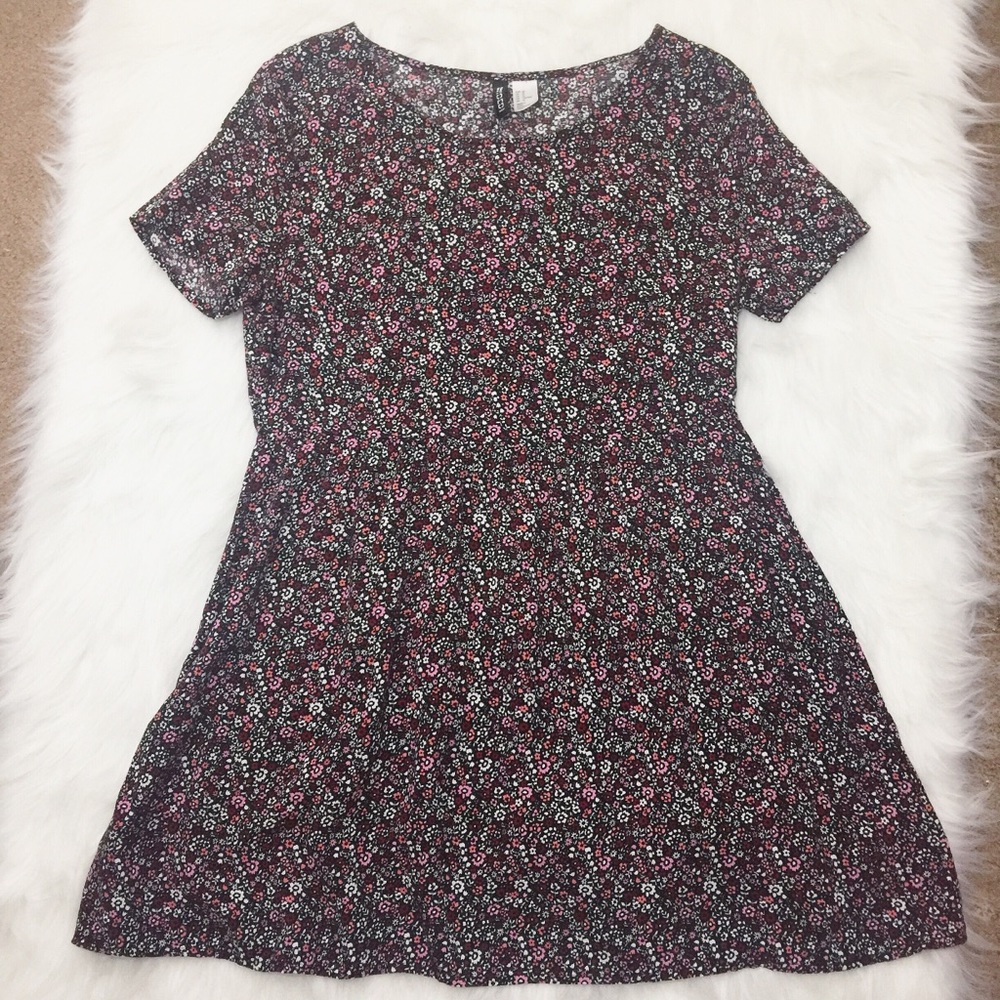 Divided H&M short and sweet floral dress